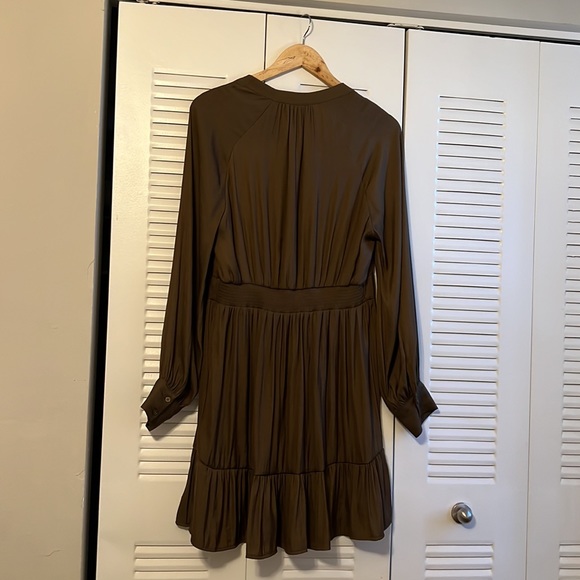 Banana Republic dress - Picture 3 of 3